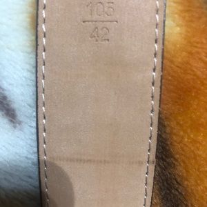 Men’s Louis Vuitton belt